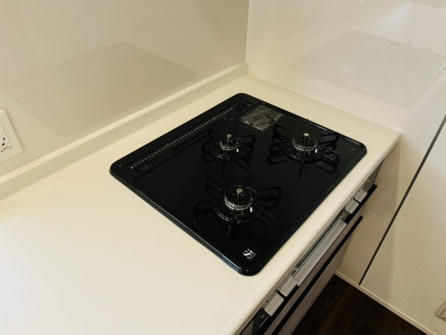 東海市富木島町伏見3丁目15-16『仲介手数料無料』新築戸建てのキッチン