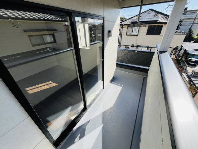 東海市富木島町伏見3丁目15-16『仲介手数料無料』新築戸建てのバルコニー
