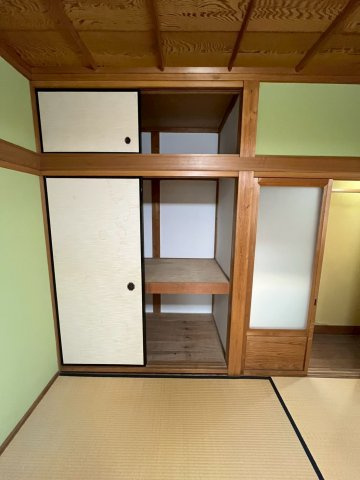 摂津戸建の収納