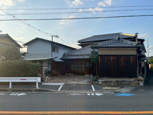 摂津戸建の外観
