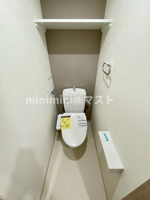 セオリー大阪EAST DOORのトイレ