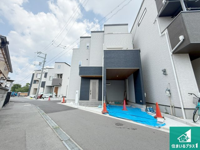 大東市諸福　新築一戸建ての外観|お客様に長く安心して住んでいだだける事にこだわった家づくり！住んでからのアフターサービスにもしっかりと取り組んでいます！