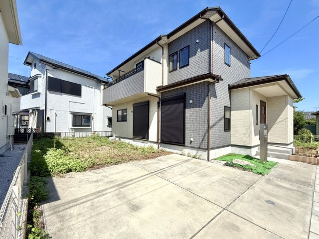 【中古戸建】伊勢崎市八坂町の外観|■外観｜閑静な住宅街で始める新しい暮らし♪開放的な毎日をあなたへ(^^♪