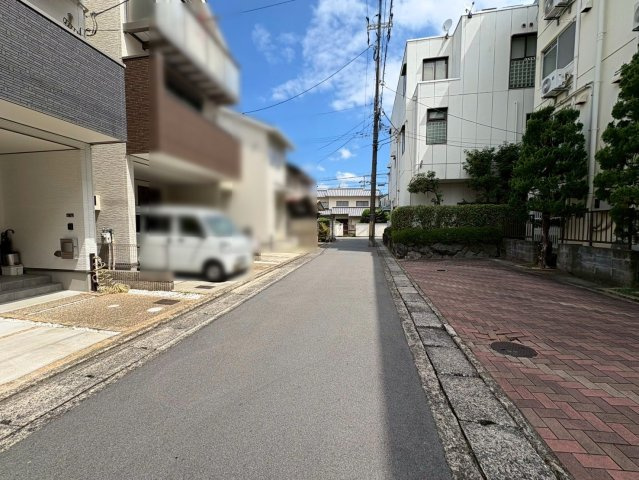 太秦中筋町の前面道路含む現地写真