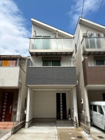 太秦中筋町の外観