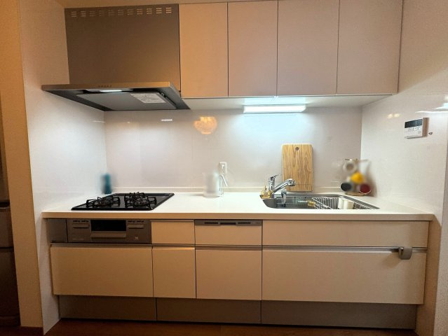 太秦中筋町のキッチン