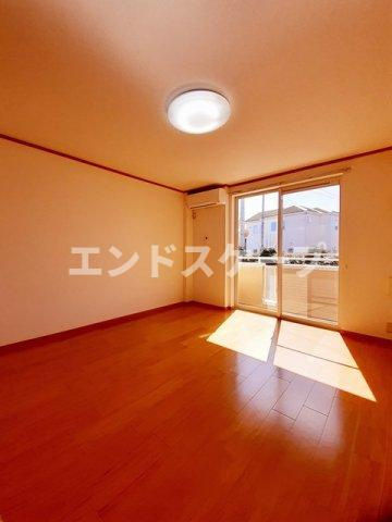 ソルジェンテＡの居間・リビング|高崎、前橋のお部屋探しはエンドスケープまで！お客様の理想お聞かせ下さい♪