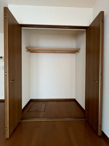 アンプルール リーブル ルミエール　名古屋市賃貸　仲介手数料無料の収納
