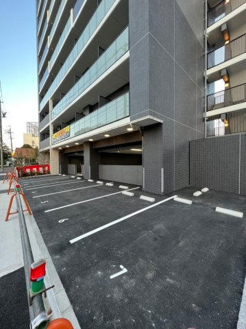 エステムコート名古屋サウスプレミオ　名古屋市賃貸　仲介手数料無料の駐車場