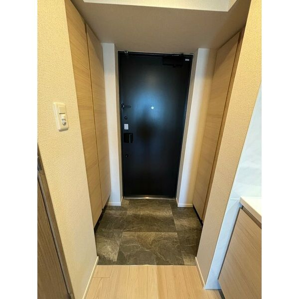 CREST TAPP平安通　名古屋市賃貸　仲介手数料無料の玄関