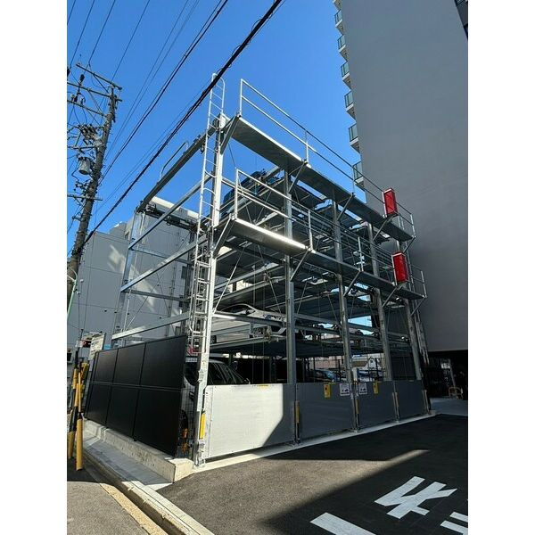 CREST TAPP平安通　名古屋市賃貸　仲介手数料無料の駐車場