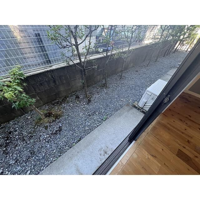 コーポノムラの庭