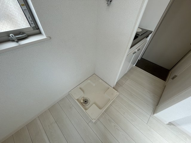 アズール東長崎の設備|洗濯機置場