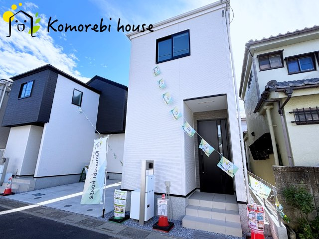 さいたま市西区三橋　第1期　新築一戸建て　リナージュ　01の外観|きれいなホワイトの外壁です