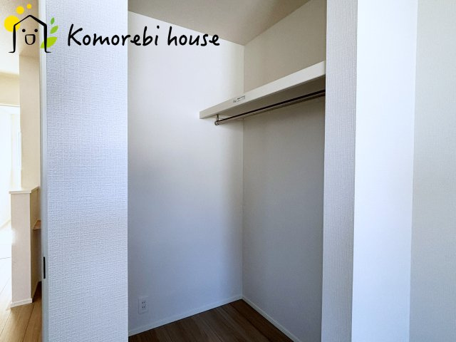 さいたま市西区三橋　第1期　新築一戸建て　リナージュ　01のその他|季節の変わり目もお洋服が選びやすいウォークインクローゼット付きです