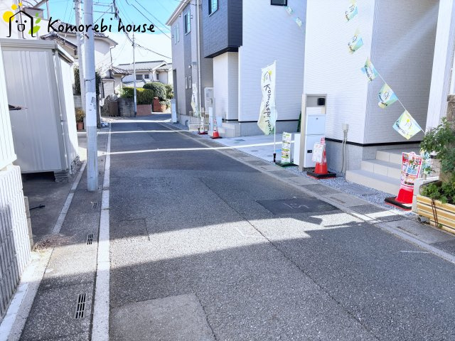 さいたま市西区三橋　第1期　新築一戸建て　リナージュ　01の前面道路含む現地写真|前面道路です