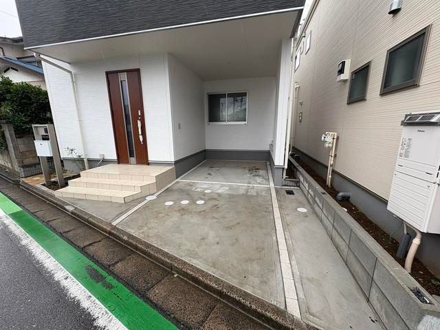 Ｓｕｍａｉ－ｔｏ船橋市薬円台０１の駐車場