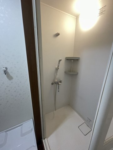 ゲンズ照屋のシャワールーム