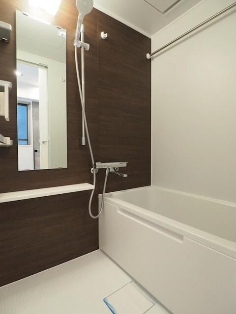 レジディア大井町の浴室