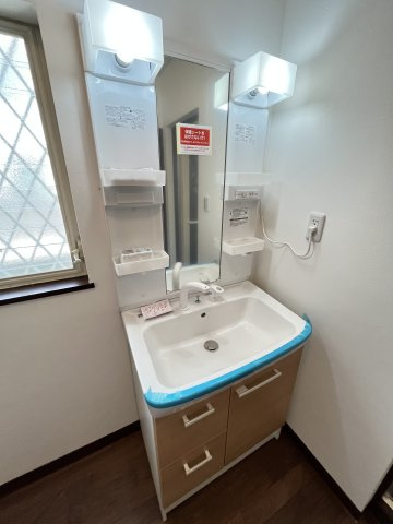 姫路市西八代町　の独立洗面台