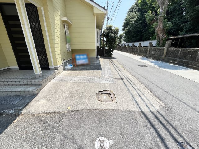 姫路市西八代町　の前面道路含む現地写真