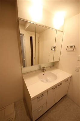 【独立洗面台】 | アーデンタワー福島ウエスト