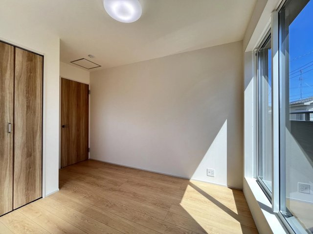 練馬区高松1丁目　ZEH水準×制震　長期優良住宅の洋室