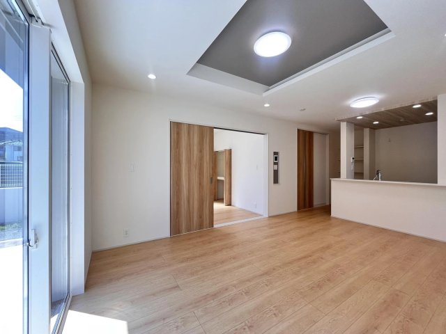 練馬区高松1丁目　ZEH水準×制震　長期優良住宅の居間・リビング