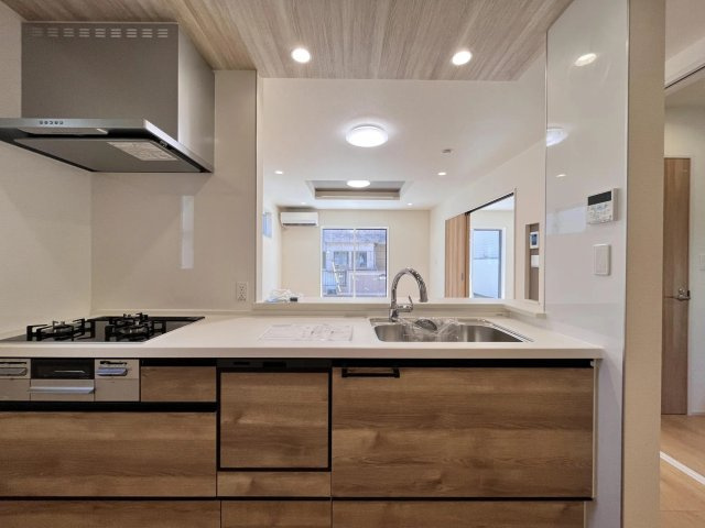 練馬区高松1丁目　ZEH水準×制震　長期優良住宅のキッチン
