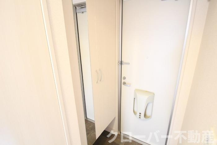 ビューメゾンの玄関|トールタイプシューズボックス