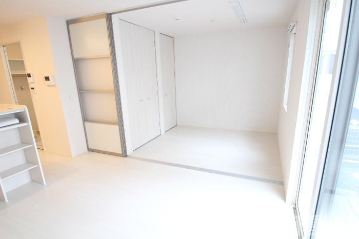 ビューメゾンの洋室|LDK～洋室