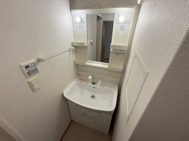 カリーノＲフィーネの洗面所