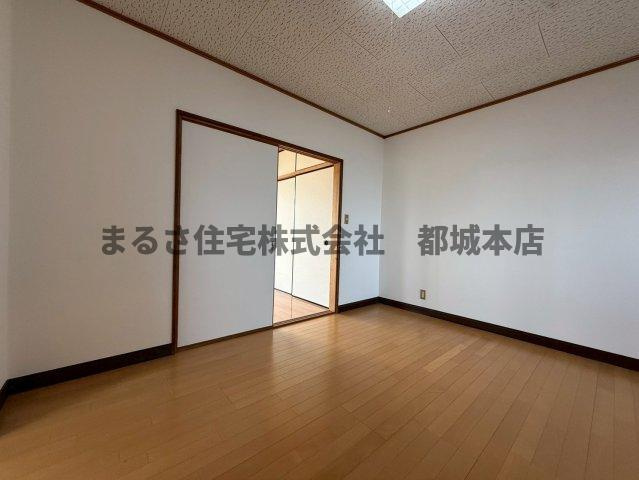 コーポ井上Ⅱの居間・リビング