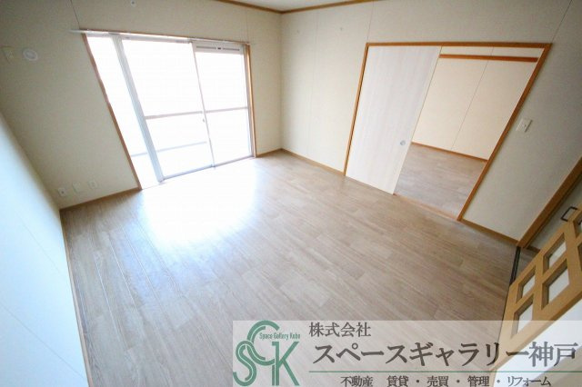 県営伊川谷第2高層住宅の居間・リビング|※お部屋により仕様が異なる場合があります※
