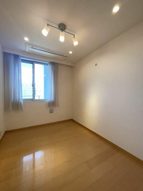 東京タイムズタワー