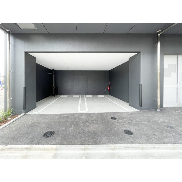 P's imaike　名古屋市賃貸　仲介手数料無料の駐車場