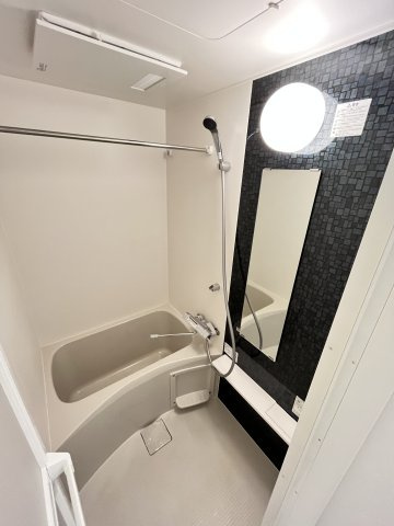クレストタップ京橋の浴室