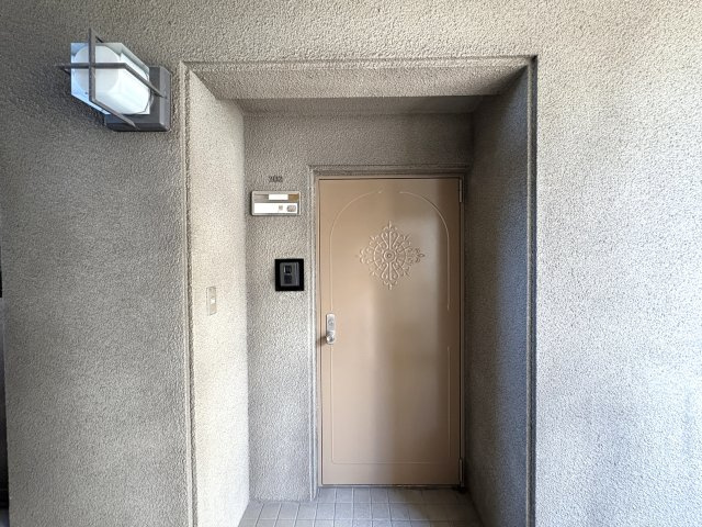 仁科レジデンスの玄関