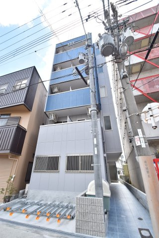 大阪市城東区成育１丁目の賃貸マンションの外観
