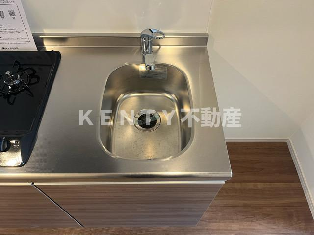 【キッチン】 | イクシオＭ’ｓ　ＨＯＵＳＥ | コンパクトなキッチンで掃除もラクラク