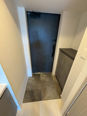 S-RESIDENCE豊田avantaの玄関