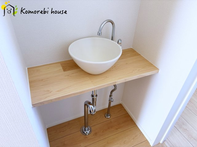 さいたま市西区三橋　第1期　新築一戸建て　リナージュ　02のその他|2階にも手洗い場があるのでちょっと手を洗いたい時に便利です