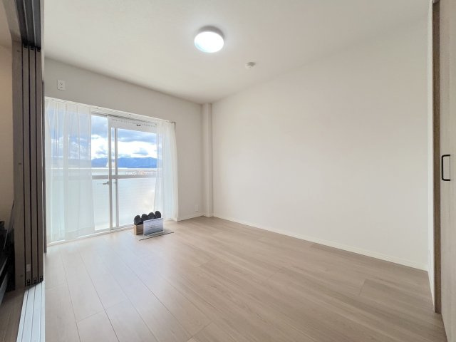 日商岩井福陵マンションの洋室