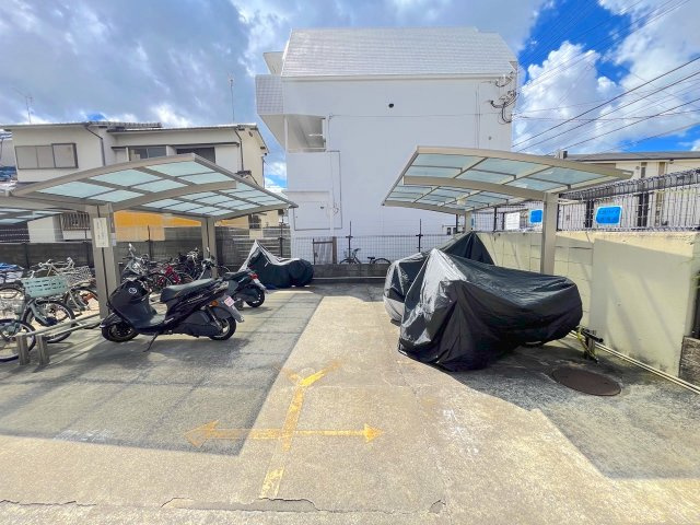 日商岩井福陵マンションの駐輪場