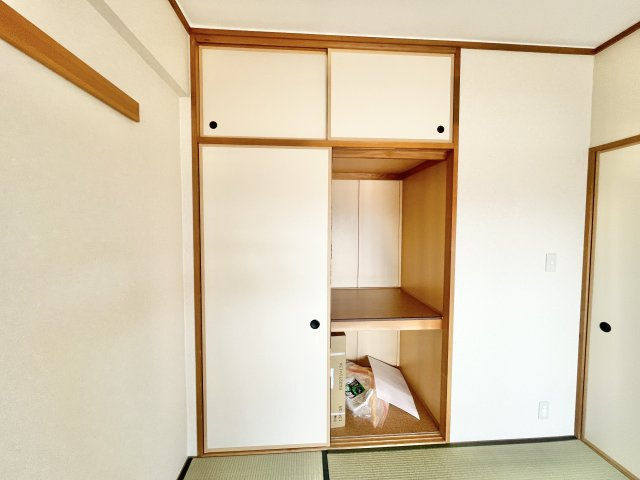 ランフォルセ枚方パークガーデンの収納|便利な収納スペースです