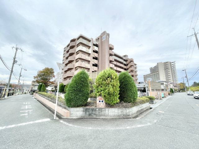 ランフォルセ枚方パークガーデンの外観|おしゃれな外観です