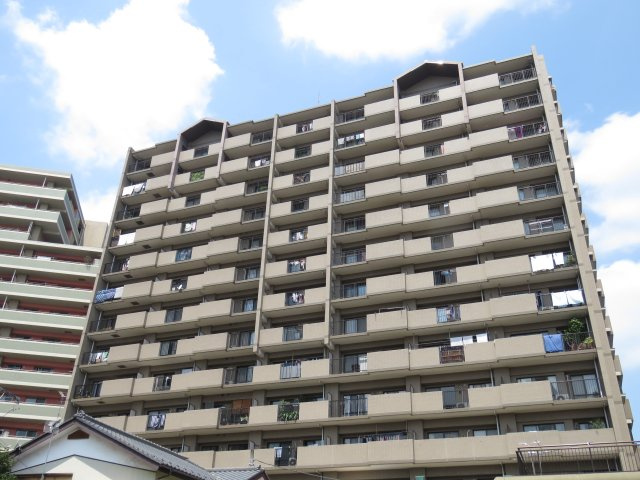 川越パークホームズの外観