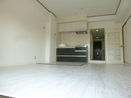 ミラベル元植田の居間・リビング