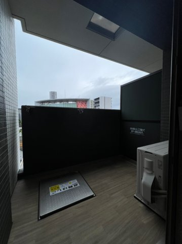 プレサンス池下トレス　名古屋市賃貸　仲介手数料無料のバルコニー