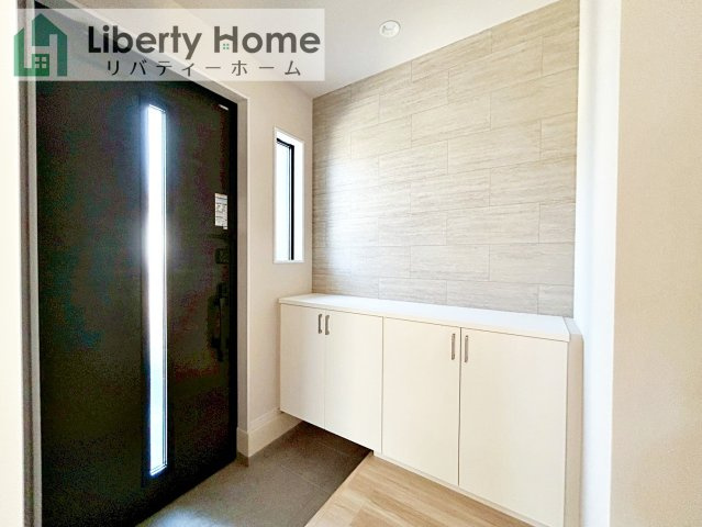 ひたちなか市津田4期　新築戸建の玄関